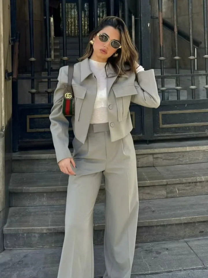 Tiffany - Urbaner Eleganz-Anzug
